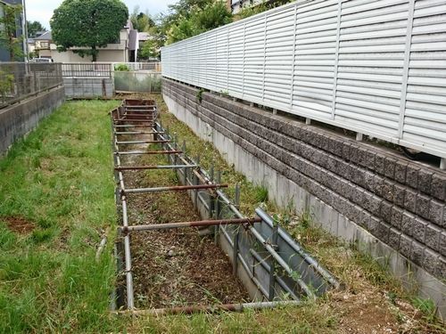 ヤマモモ公園脇