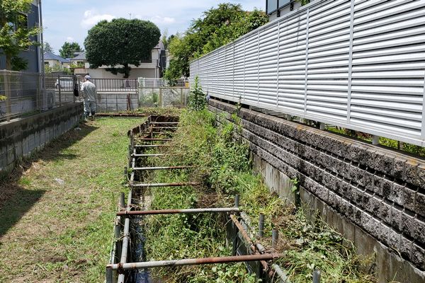 ヤマモモ公園脇